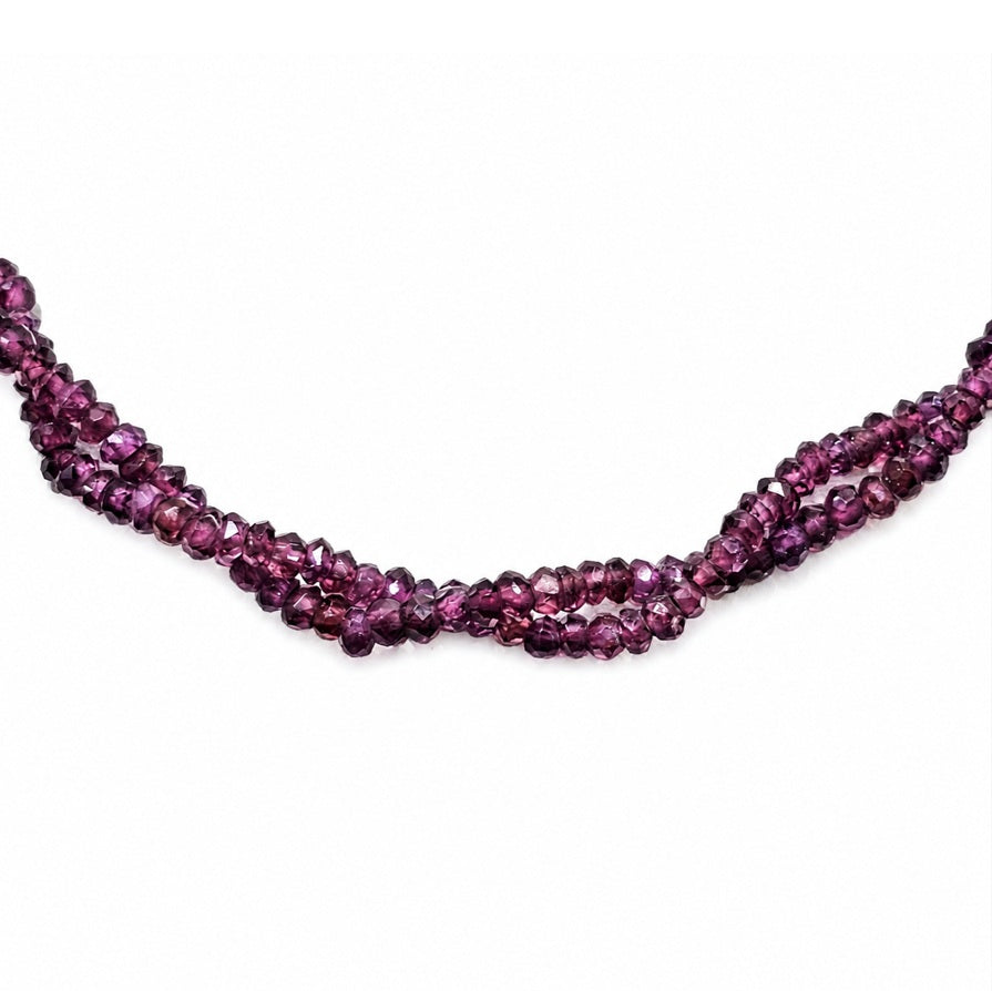 Halskette mit Granat und Weißgold 57641