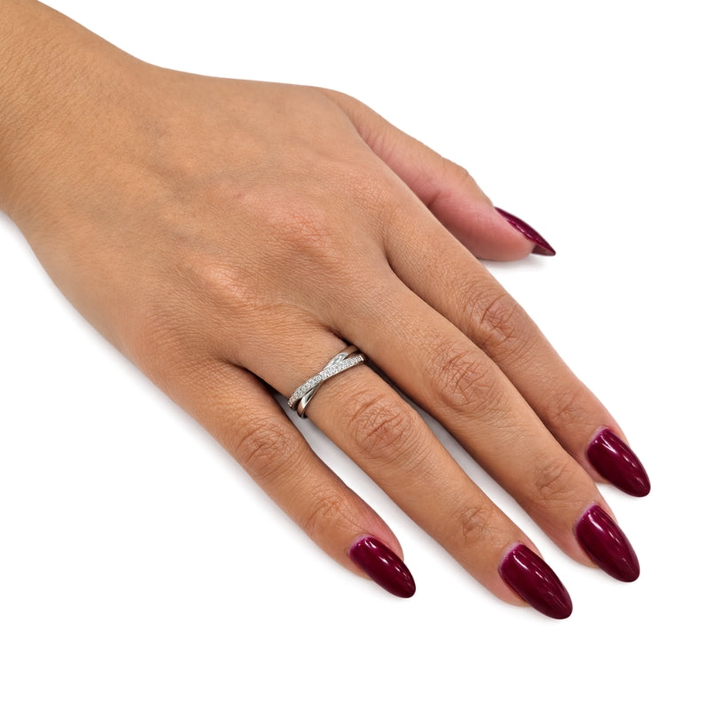 Weißgold Ring überkreuzt mit Brillanten